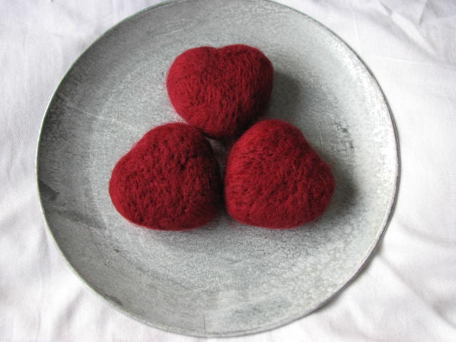 Felted hearts cherry red set of 3
