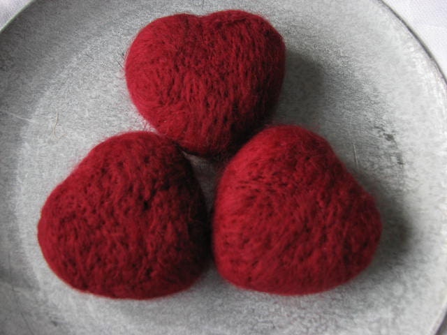 Felted hearts cherry red set of 3