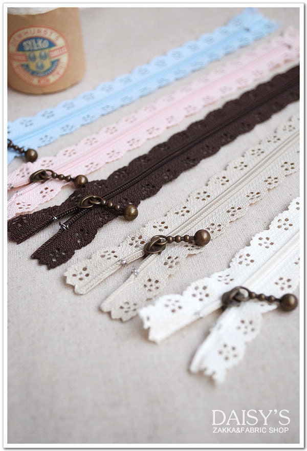 Lace Short Zippers - Scallop Lace Clothes Purse Bags Metal Zipper Trim DIY Fabric Crafts 5Pcs - 9 Inches