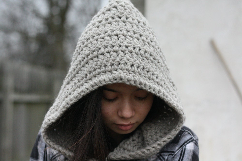 undyed crochet woolen hood - natural grey