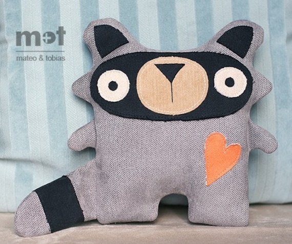 Sammy Raccoon - Woodland Critter Plush Toy