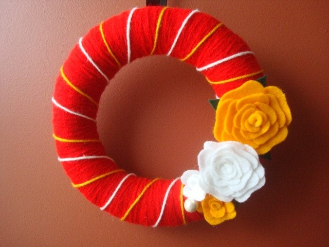 Yarn Wreath with Yellow and White Felt Roses-10 in Wreath-Ready to ship