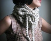 SALE knit cowl with bow