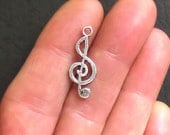 10 Musical Charms Antique Tibetan Silver Tone Treble Clef - SC532