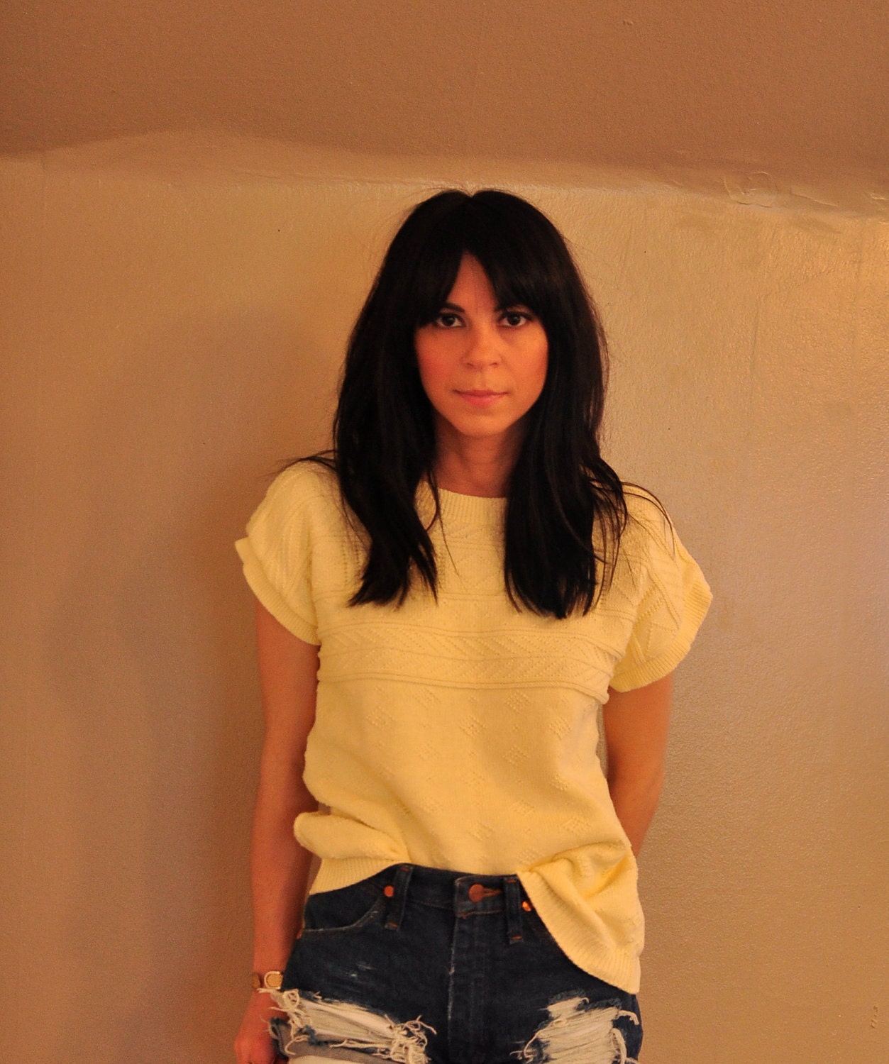 pale yellow short sleeve spring sweater, small