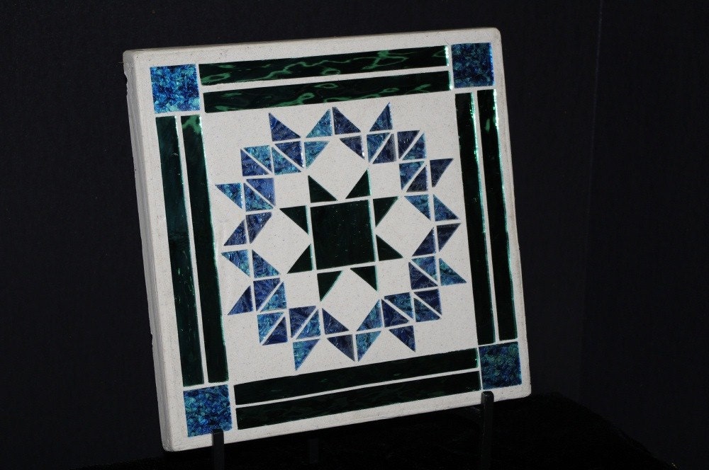 Stepping stone or trivet
