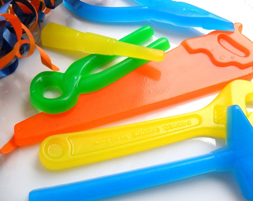 TOOL TIME SOAP - 6 Piece Gift Set - Birthday Party Favor - Fathers Day Gift - Stocking Stuffer