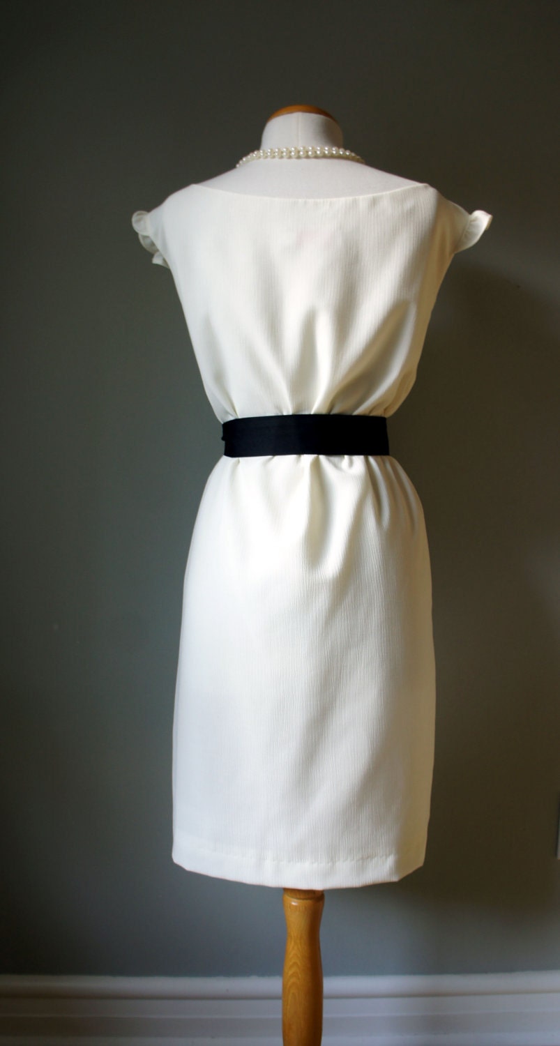 Classic Audrey Hepburn Pull Over Dress -  Womans White Dress with Black Bow Belt - Elegant and Sophisticated Sleeveless Dress