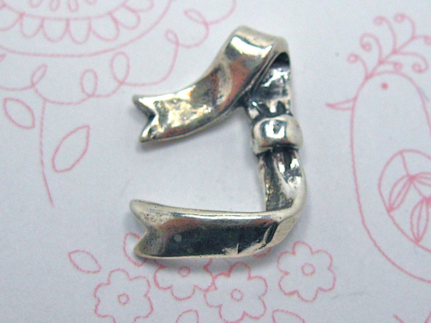 Sterling Silver Alphabet Initial Letter T Ribbon Cursive Design Charm