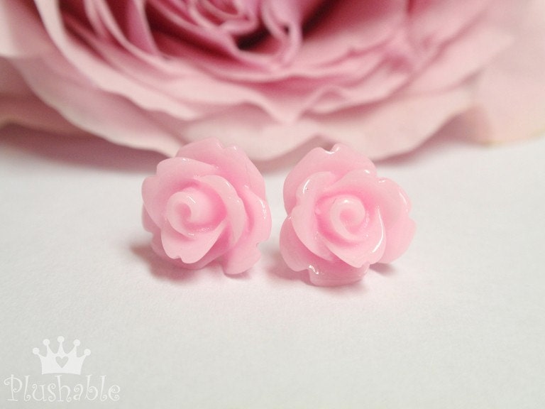 Romantic rose stud earrings pink valentines day