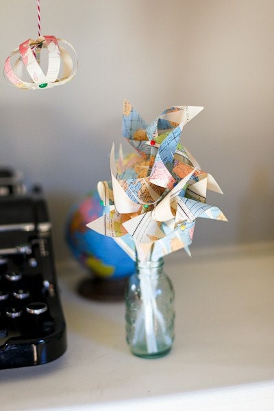 Wedding Vintage Atlas Pinwheels- Repurposed Map Pinwheels - Twirlable