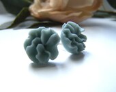 the bluegrey victoria earrings.