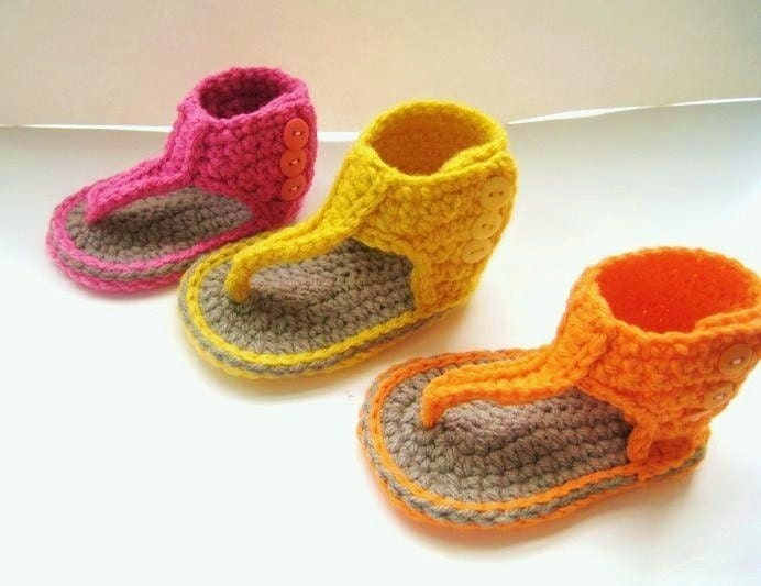 Crochet Pattern for Baby Sandals or Booties - Pdf Pattern - Gladiator Sandals
