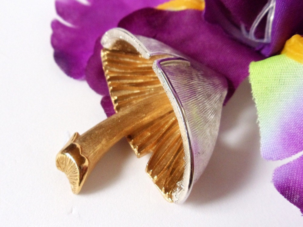 Napier Mushroom Brooch- Gold- Silver- Vintage Pin- 1960s