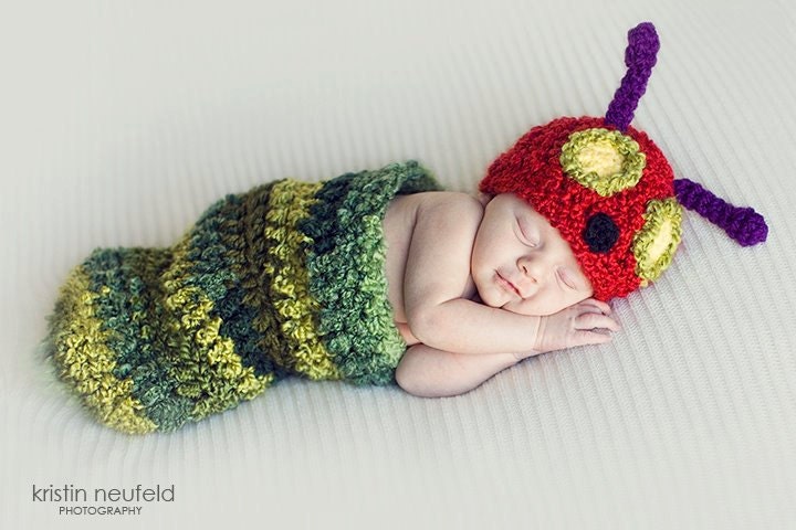 Little Caterpillar crochet Baby Cocoon Pod with Beanie Photo Prop for newborn babies - green and red