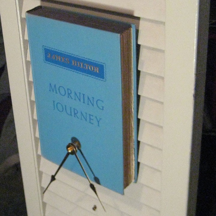 Morning Journey Book Clock