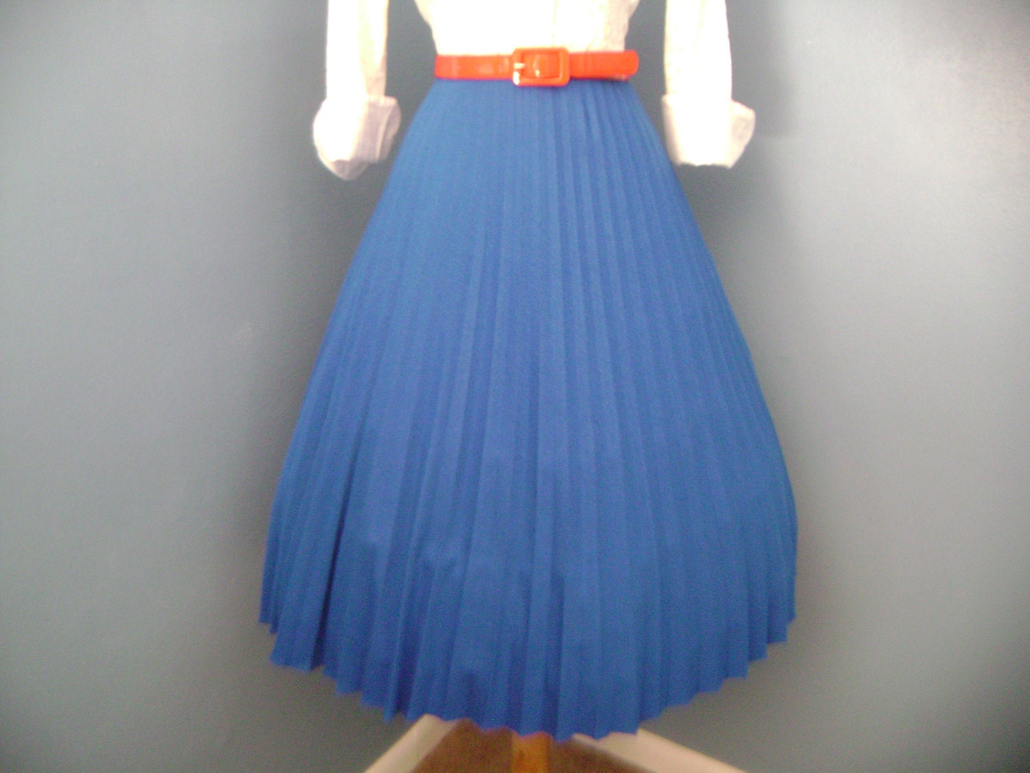 VINTAGE 1960s 1980s Royal Blue Accordion Style Pleated Full Skirt