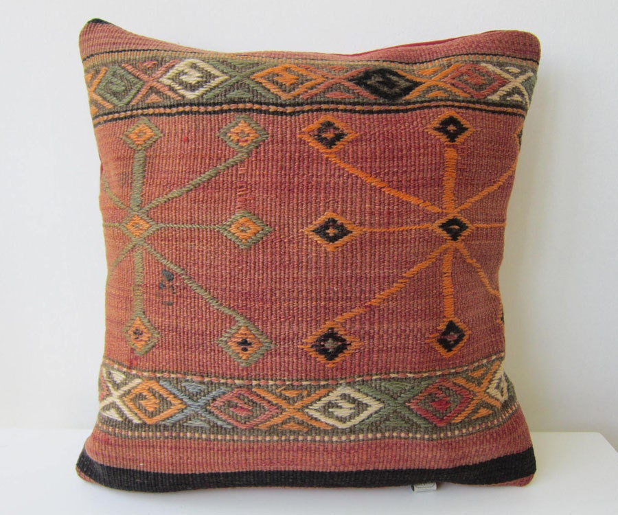 sale - Anatolian Rug Pillow Cover (kilim)