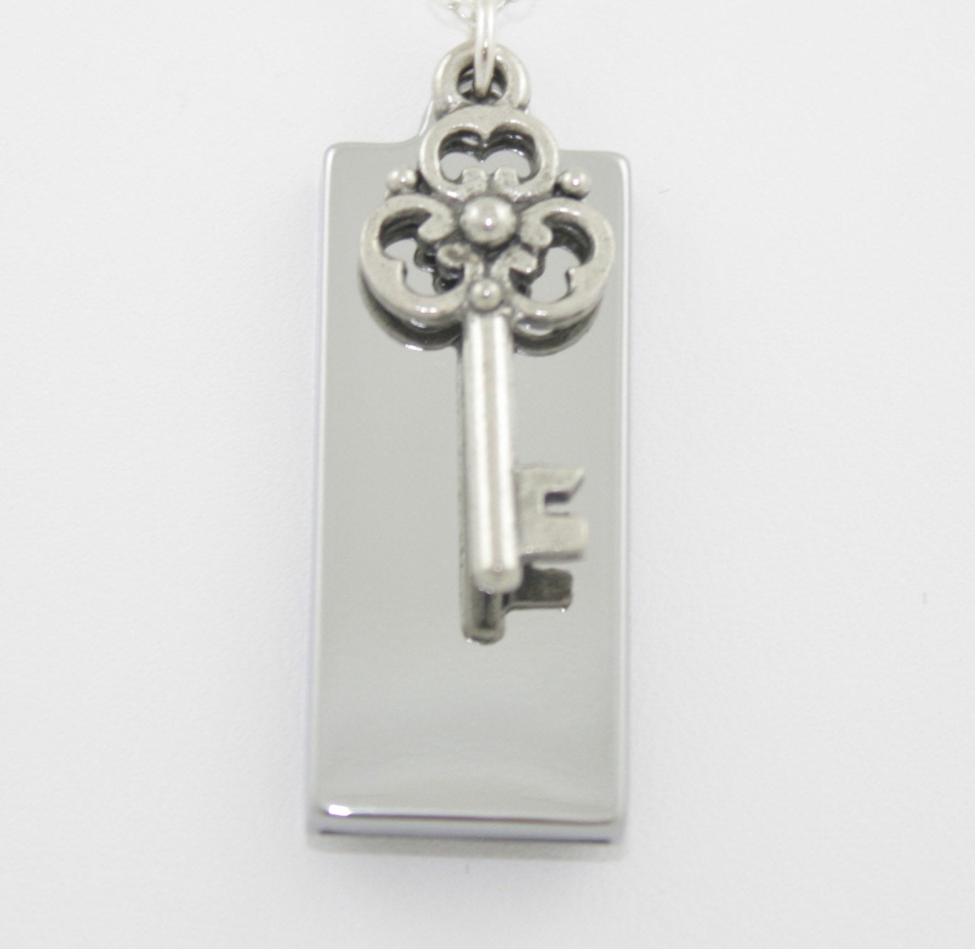 16GB total USB Memory Earrings