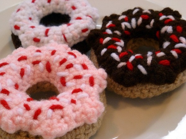 Valentine's Day Mini Donuts - set of three crocheted cat toys