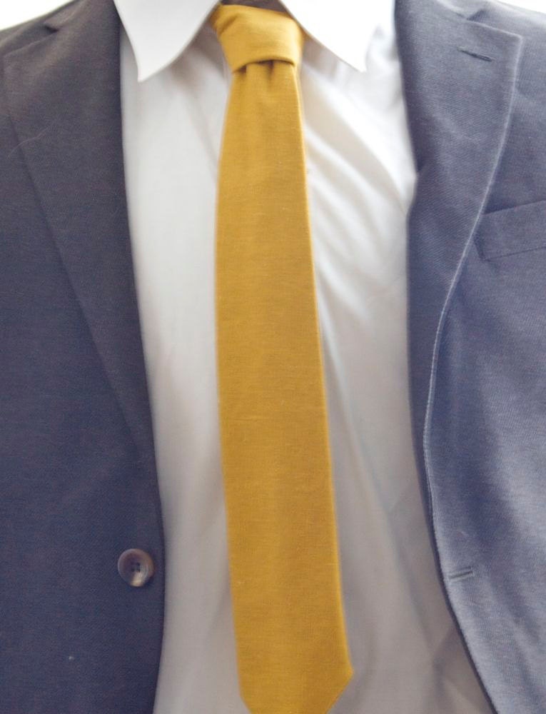 The Churchill- Our Linen necktie in saffron yellow