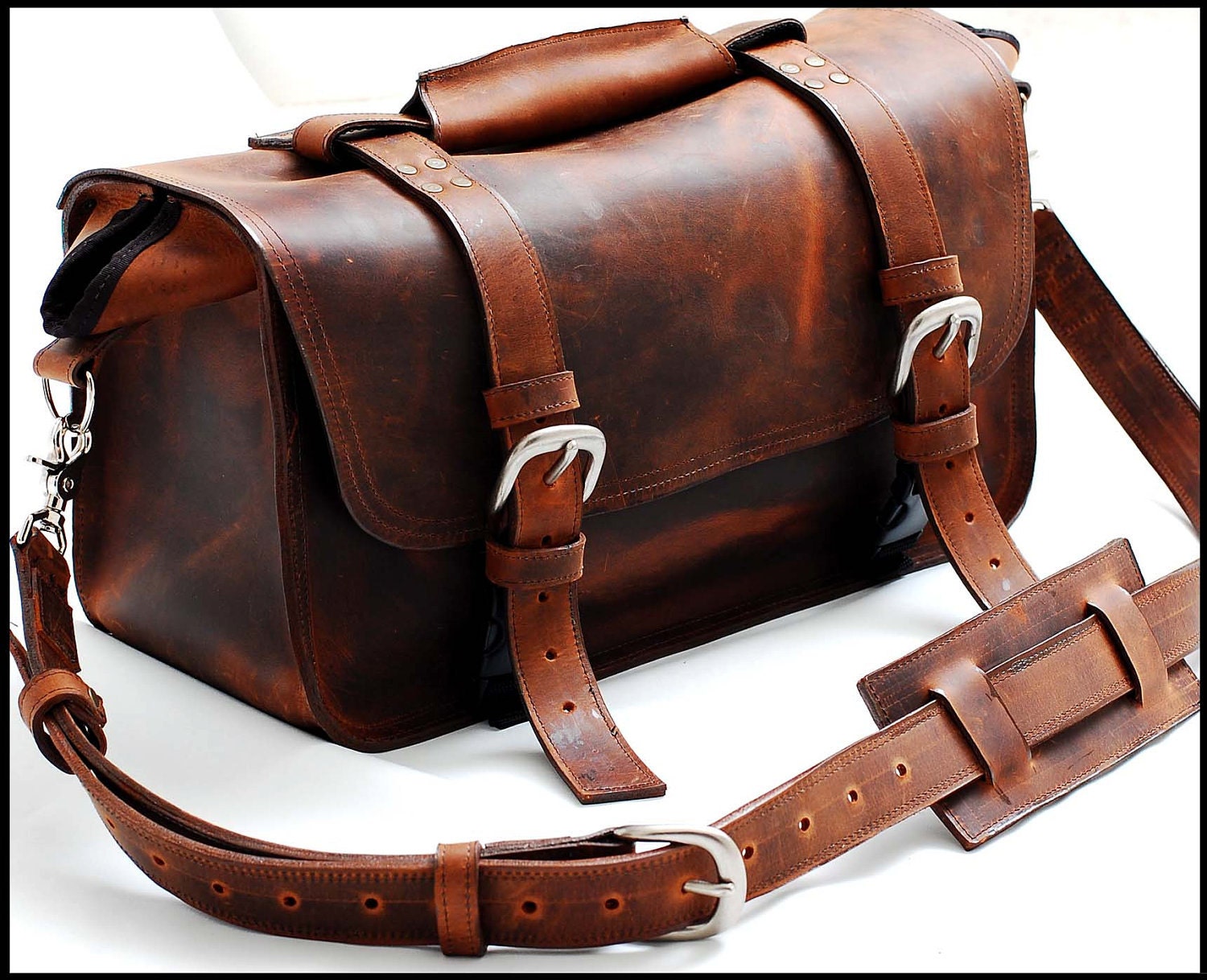 Custom Doctor Bag or Leather Bag for men Professional bag in Full Grain - Mustang - The Goliath