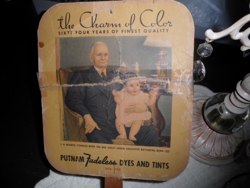 1940 Putnam Dyes and Tints advertising fan