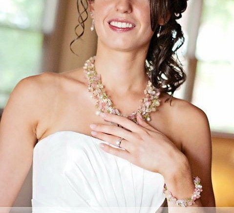 June Pearl Birthstone Jewelry, Wedding Necklace Green Silver Freshwater pearls - Women Summer Fashion Trends