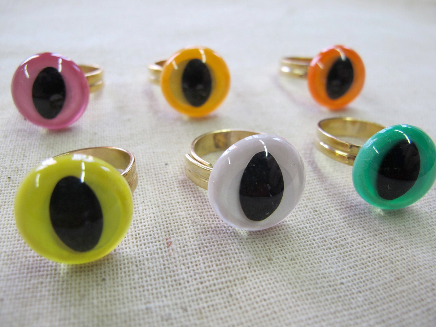 White Cat Eye Ring