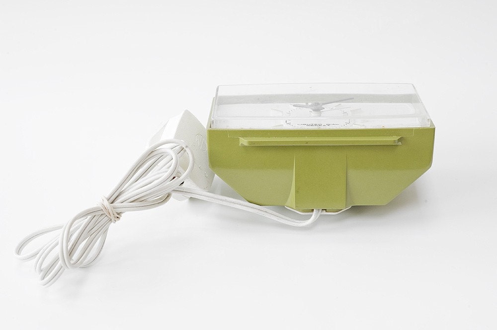 Green Metamec electric bedside alarm clock Model 905