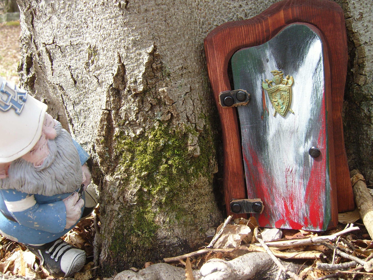 Garden Door, Harp-Shaped with Old-world style Crested Shield Head, for your Fairies, Gnomes ,Elves. Leprechauns and Cupids