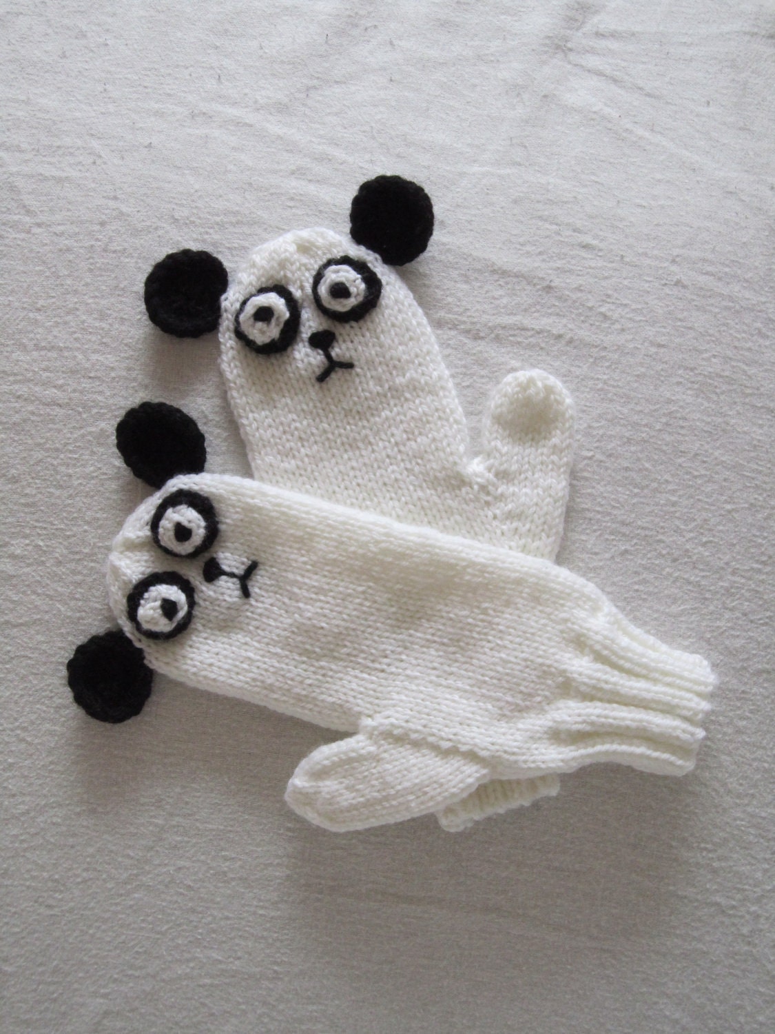 Panda mittens, soft pure wool, kawaii for children