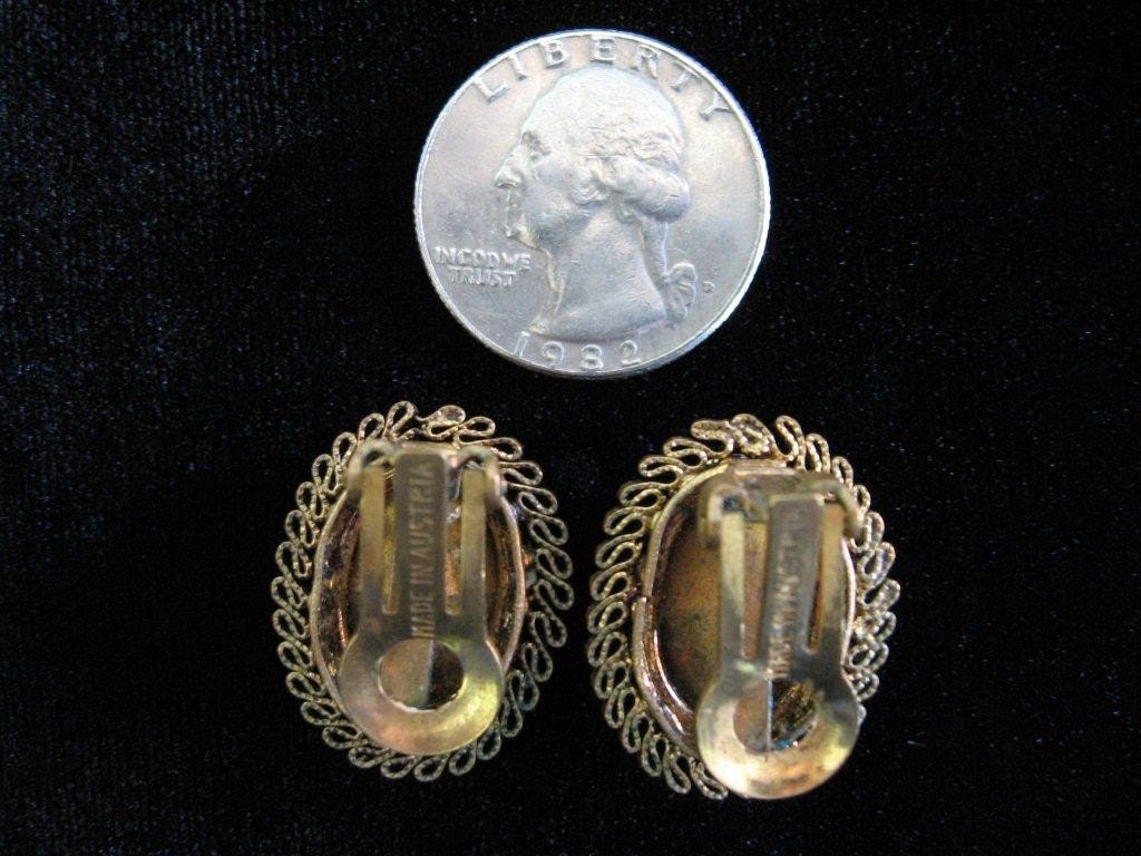 Vintage AUSTRIA Blue Crystal Rhinestone Earrings