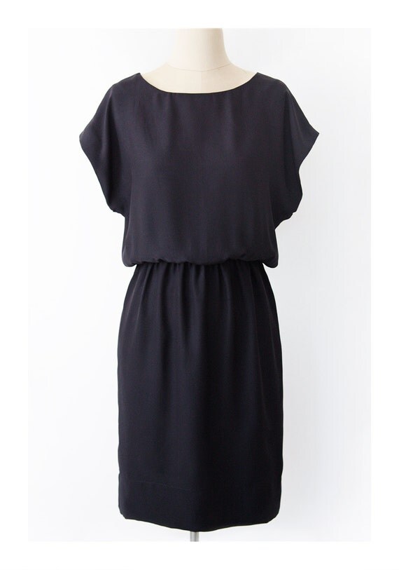 Easy Short Sleeved Dress Pattern - Elastic Waist,  Short Kimono Sleeve