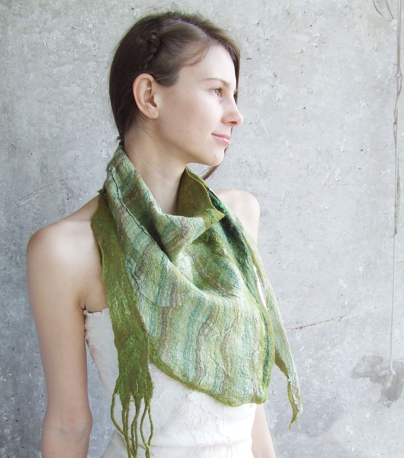 Green scarf baktus woodland, felted wool triagle OOAK, for her oht girl boho hippie fall autumn fashion