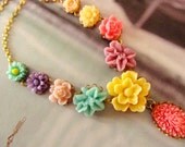 Cheerful Flower Necklace FREE SHIPPING