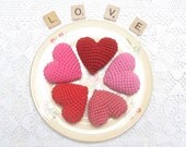 Wedding Favor Crochet Hearts Valentine Gift Idea A set of Five in Red and Pink Shades Ready Made by Cherrytime on Etsy