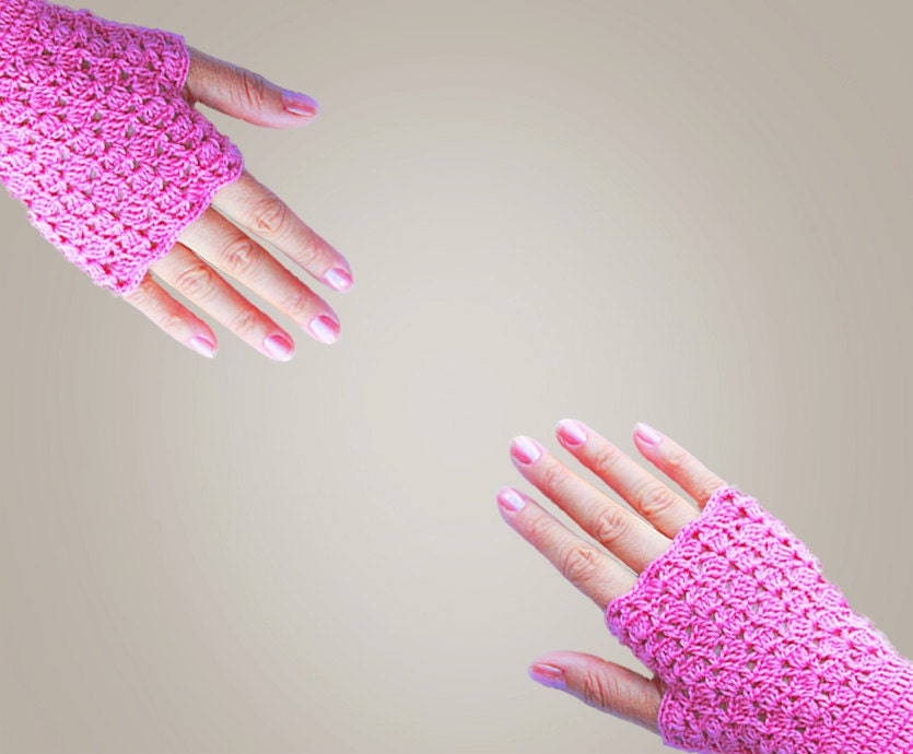 Fingerless Gloves - pink, hand crocheted wrist warmers