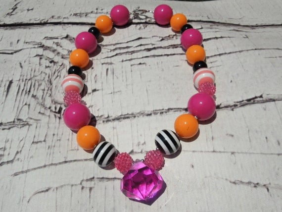 BRIGHT Chunky Necklace For Girls With Large Drop Hot Pink Diamond-Photo Props