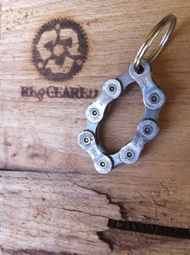 KEYCHAIN  - reclaimed bike chain