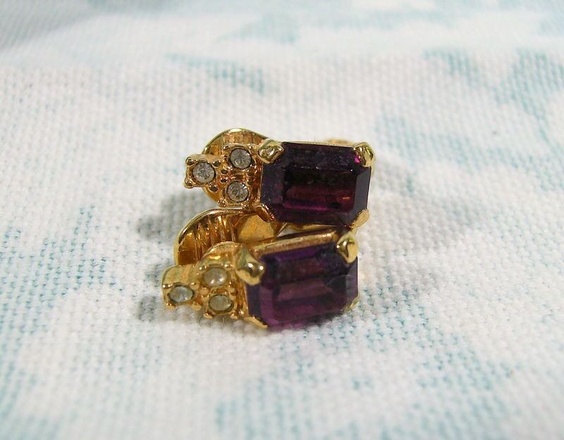 Monet Earrings on Monet Small Purple Clip Earrings By Blackbirdantiquesnc On Etsy