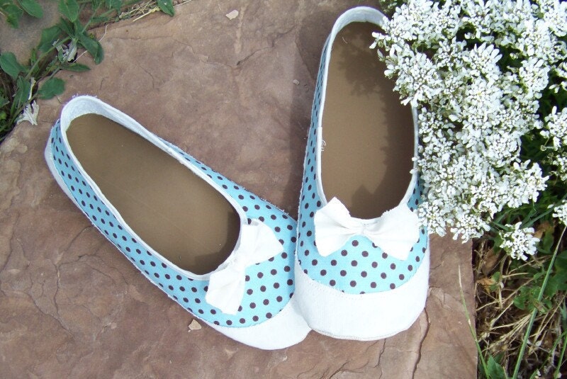 Women's Sewing Pattern- Gilligan Shoe PDF sewing pattern Sizes 5-11 USA