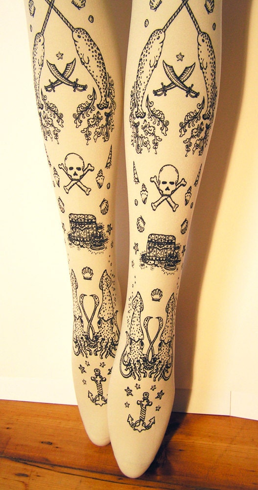 Pirate Tights Large Black Pearl on Deep Cream