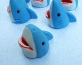 3D SHARKS. Edible Cupcake Toppers.