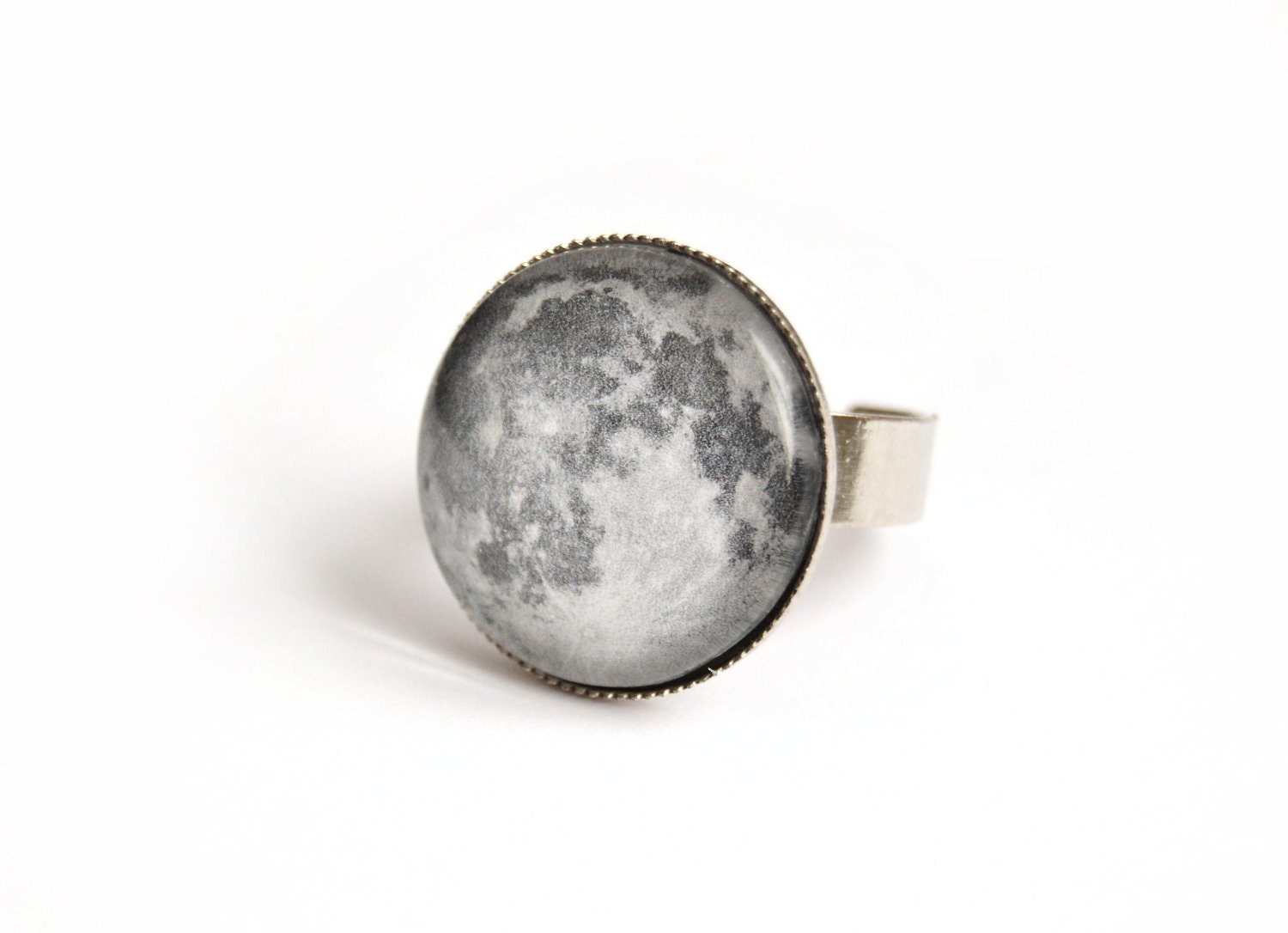 Moon adjustable ring with glass cabochon