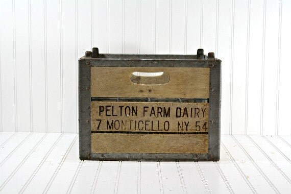 Vintage Wood Crate / Vintage Industrial Storage