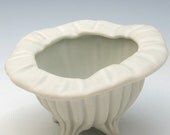 White porcelain flower ring bowl