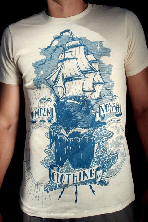 Flagship in Antique White Size XLarge
