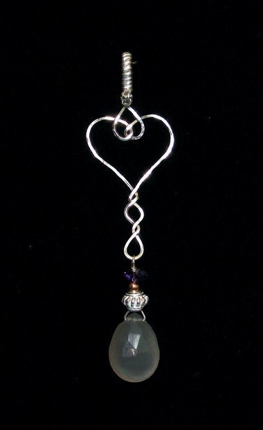 Celtic knot heart larg