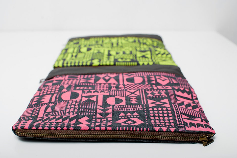 SALE Geometric Pattern Leather Pouch neon pink Dark No. ZP-302
